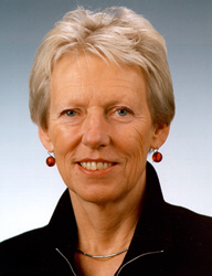 Schirmherrin der Alzheimer-Symposien im Roten Rathaus: Gesundheitssenatorin Dr. Heidi Knake-Werner